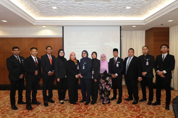 copy-of-a96a38531728B888-AC2A-FA2E-E4BA-C96872C89EC2.jpg